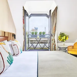 **** Hotel Plaza Tour Eiffel France